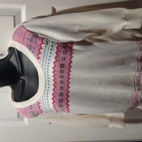 IZOD Knit Sweater LG - Picture 3 of 5